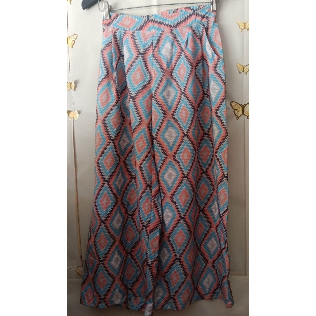 (PRELOVED)CELANA KULOT/SKENA WARNA WARNI