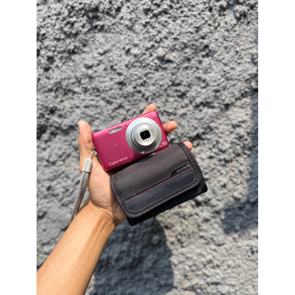 Sony DSC W710