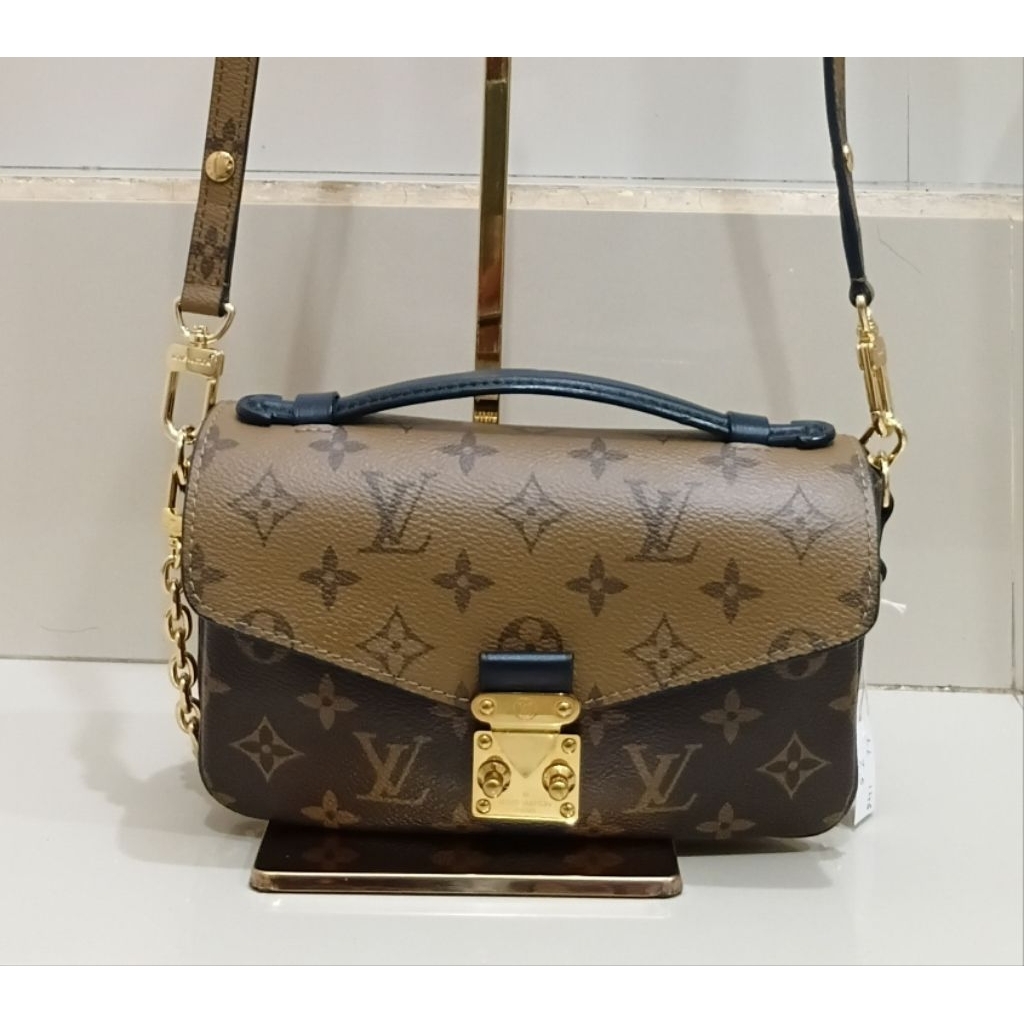 SALE LV metis