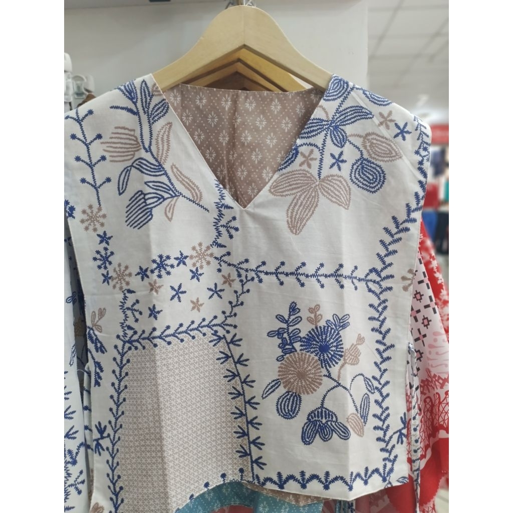 vest batik kekinian motif bolak balik