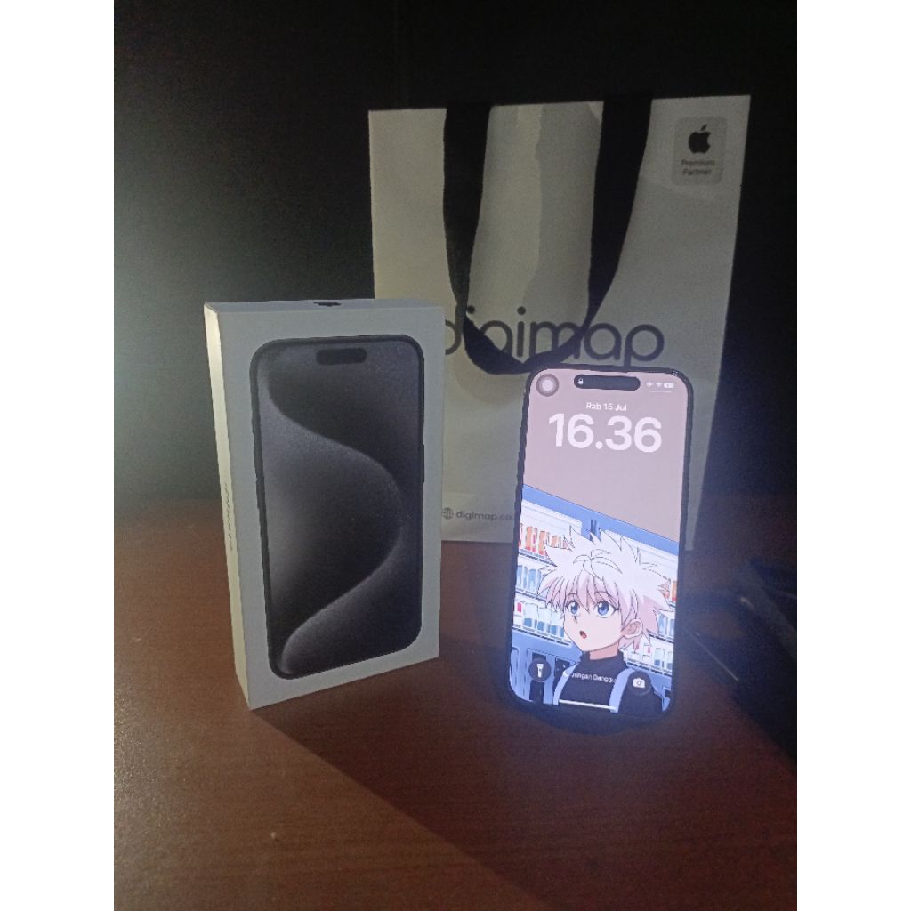 (14,7JT COD SBY ONLY) iPhone 15 Pro 128GB Black Resmi Indonesia Digimap ex pemakaian pribadi