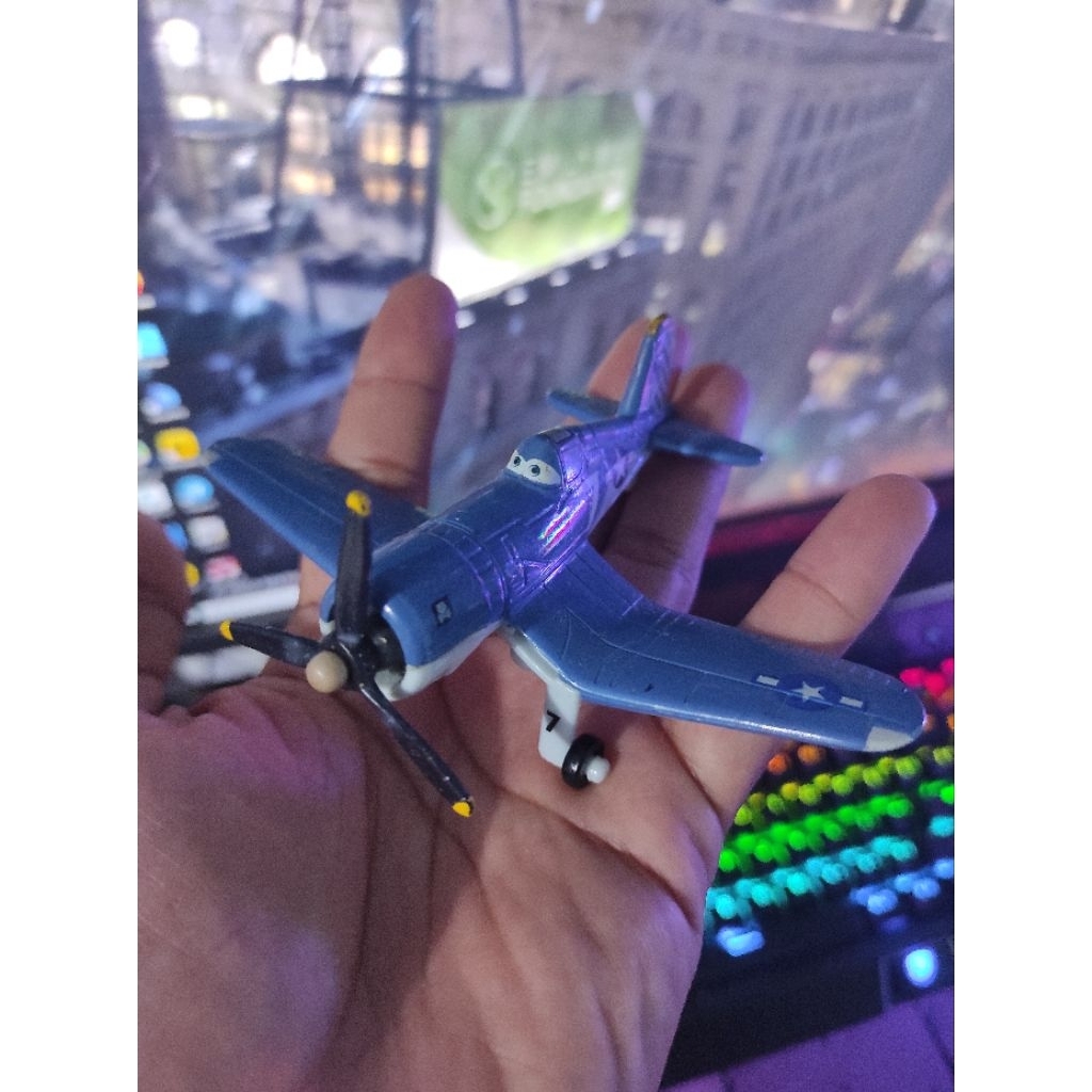 PRELOVED disney Planes