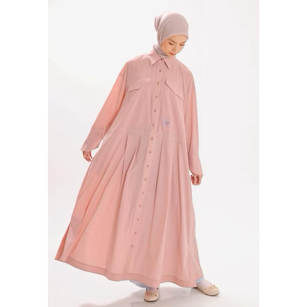 SALE‼️ Ria Miranda Fiorela Dress (S/M) New