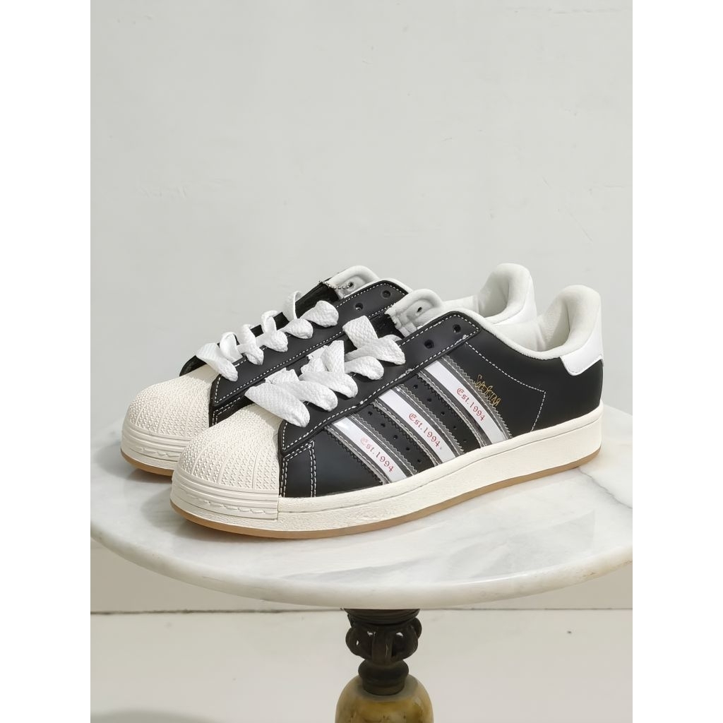 Sepatu Adidas Superstar x Korn
