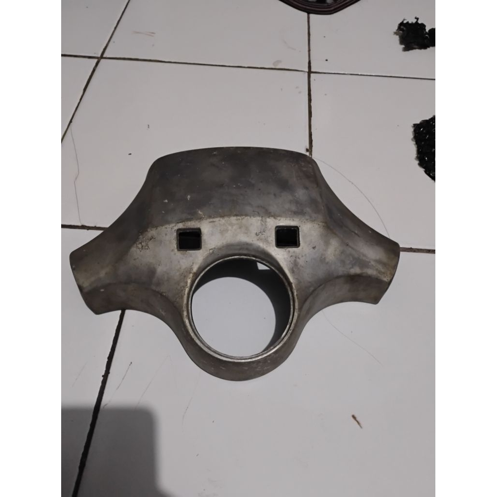 batok stang  bagian atas babet vespa PX PS series