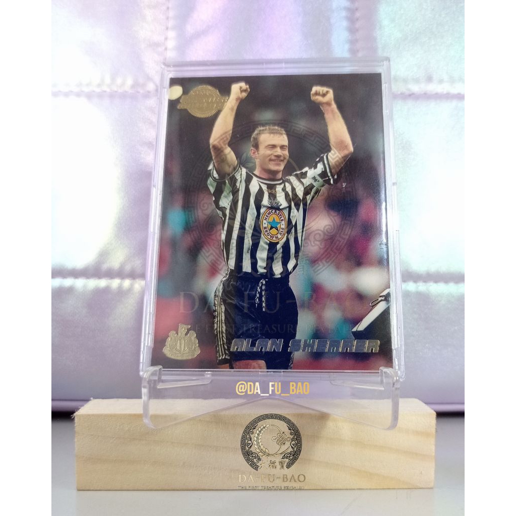 Vintage ALAN SHEARER Newcastle United and England Legend Striker Merlin's Premier Gold Trading Card 