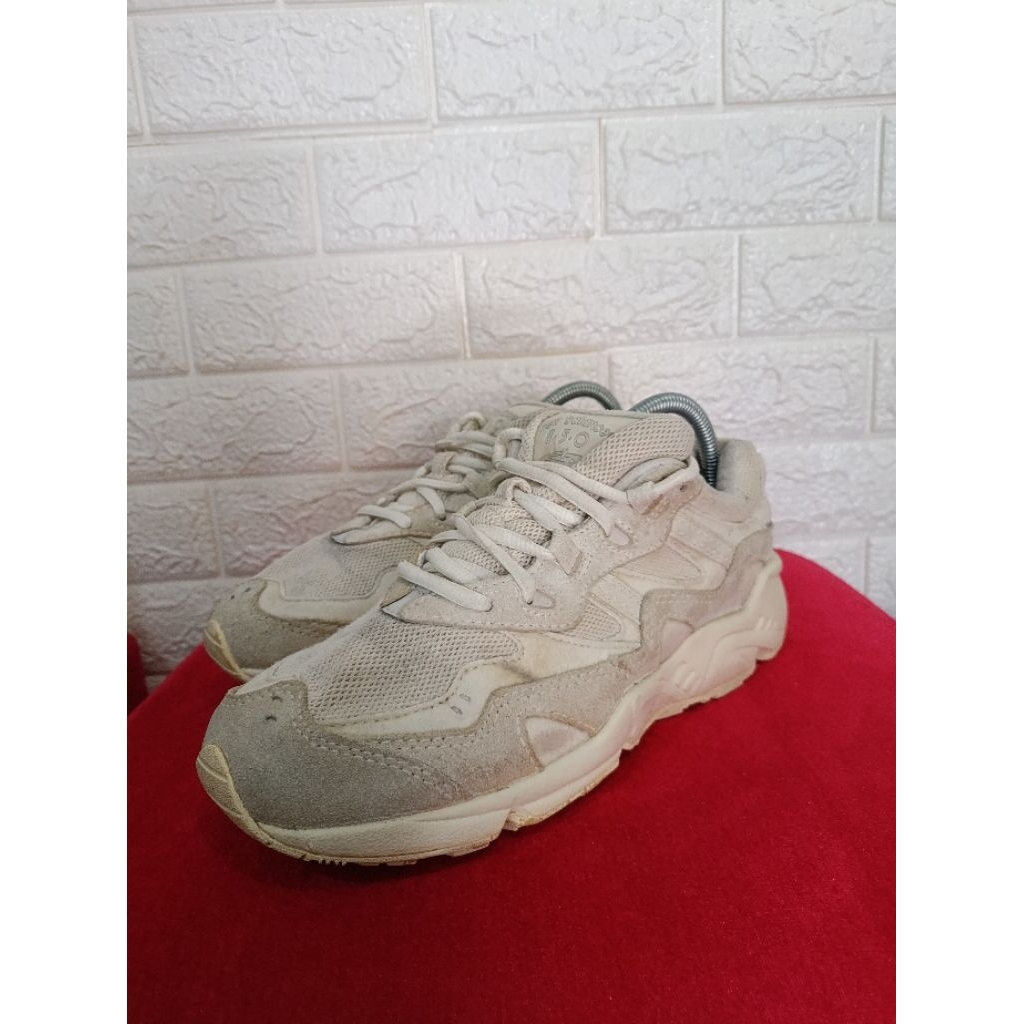Sepatu sneaker running basket hiking outdoor second seken branded New Balance 850 original