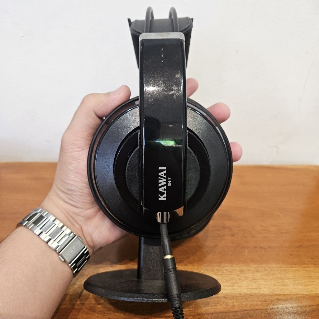 Kawai SH-7 Headphone Bass Second