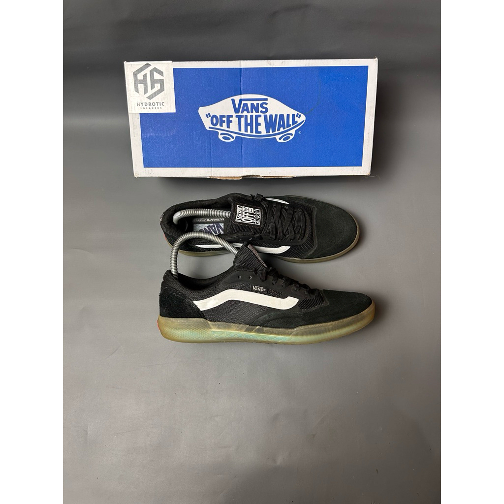 Vans AVE Pro Black Stripe White