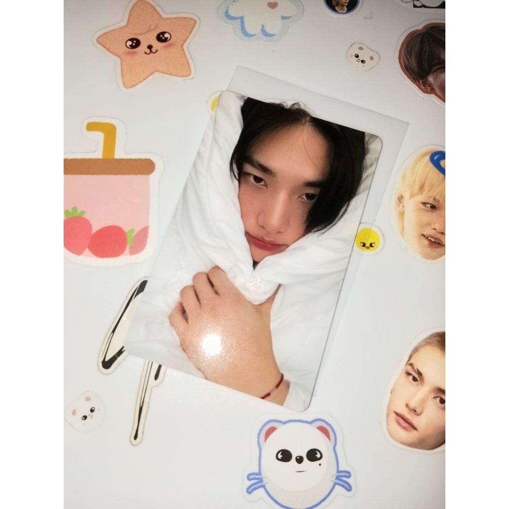 PHOTOCARD HYUNJIN JYP SHOP OFFICIAL (HYUNJIN SELIMUT)