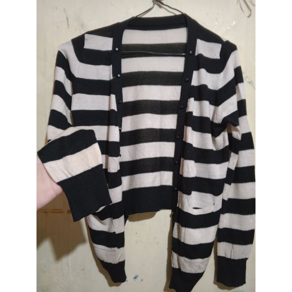 cardigan salur tipis