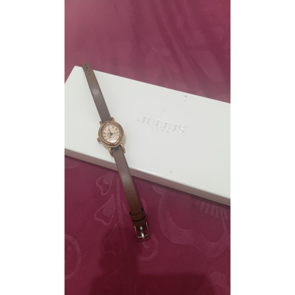 jam tangan julius