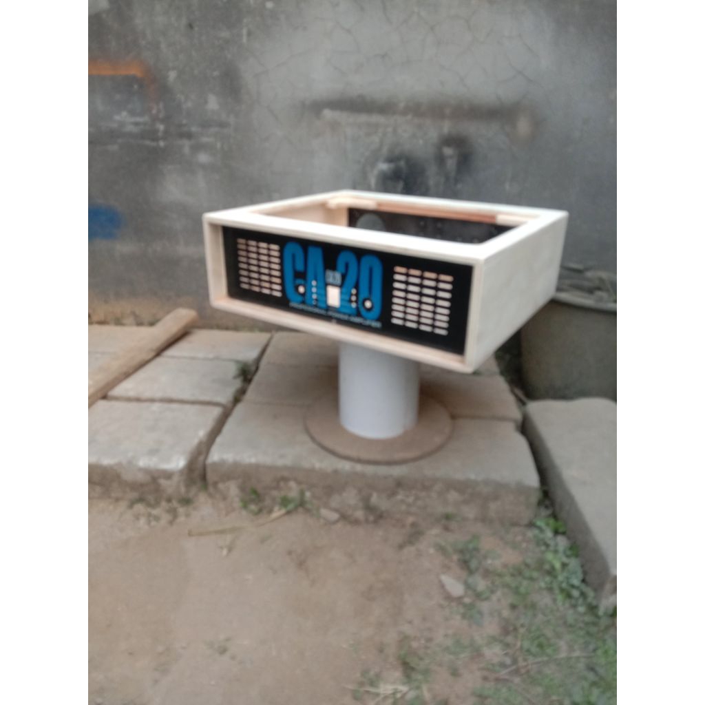 BOX POWER CA 20