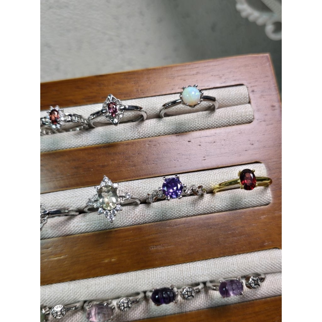 ITSXISHOP Natural Kristal Cincin Wanita Tourmaline, Labradorite, Hypersthene, Garnet, Amethyst, Citr