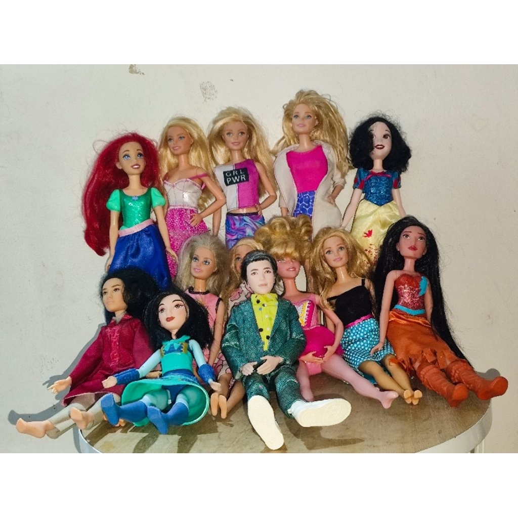 Hasbro Mattel Disney Barbie 13 pcs Take All