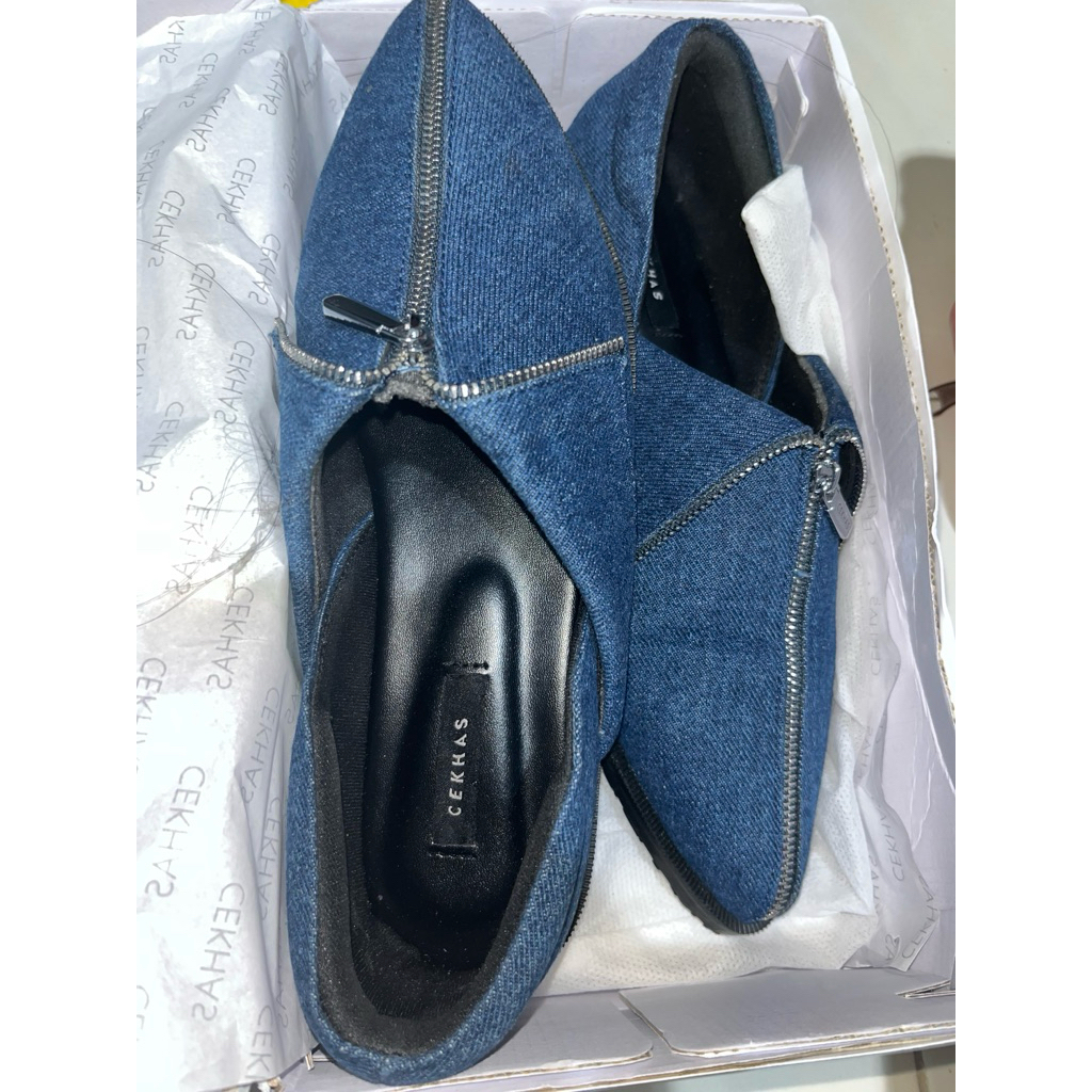 PRELOVED SEPATU CEKHAS / SEPATU SEIS/ SEPATU PANTOFEL WANITA