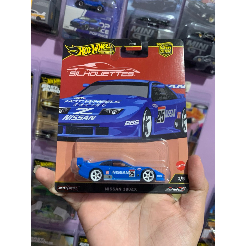 Hot Wheels Premium Car Culture Silhouettes  Nissan