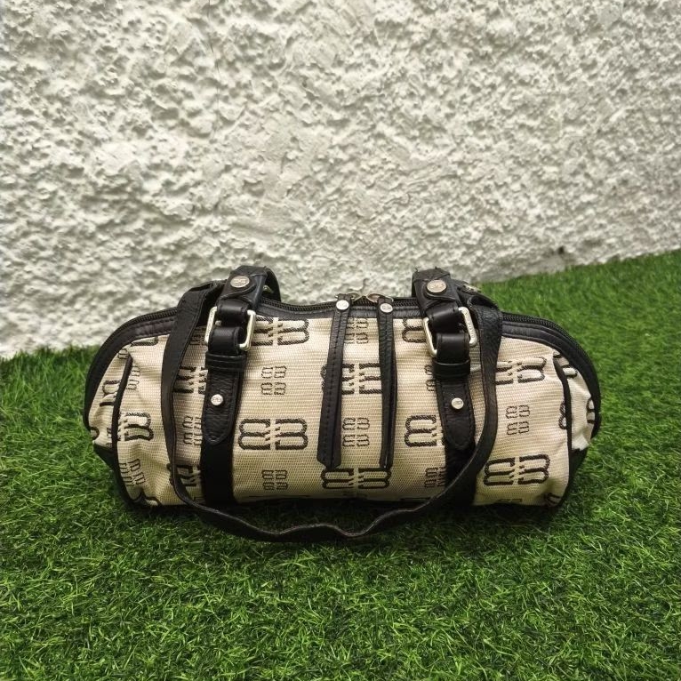 Balenciag4 Vintage Monogram Canvas