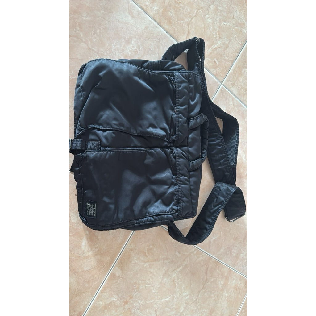 PORTER YOSHIDA & CO. – TANKER SHOULDER BAG (medium) | Tas Selempang Jepang Pria Wanita
