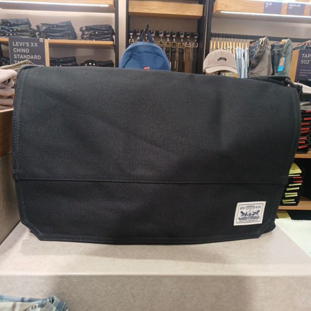 tas slempang levis original