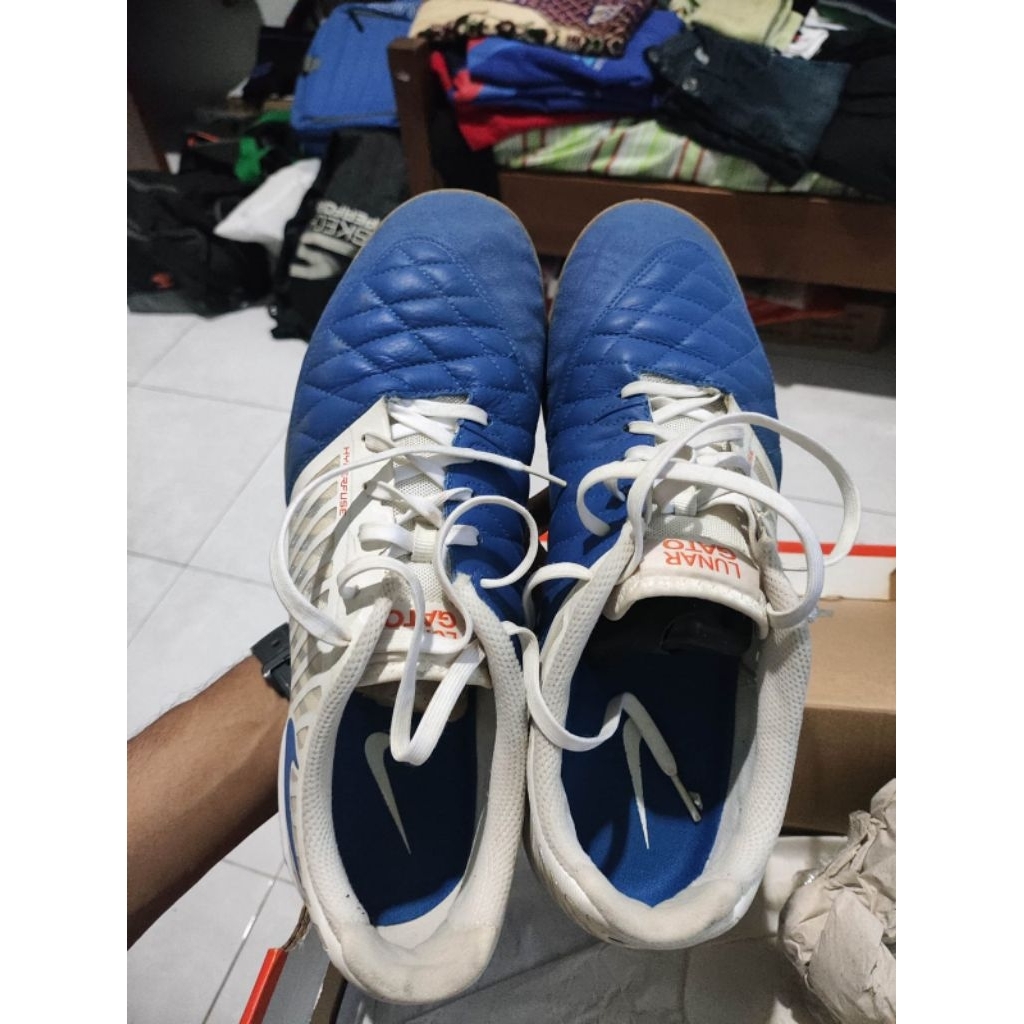Sepatu futsal Nike Gato size 47,5