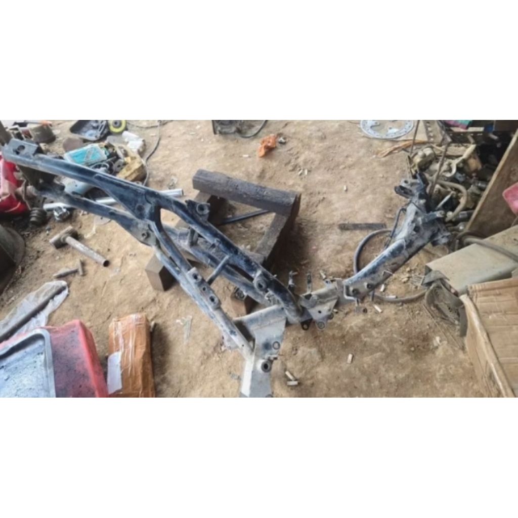 rangka frame sasis Honda Blade 110 old original cabutan
