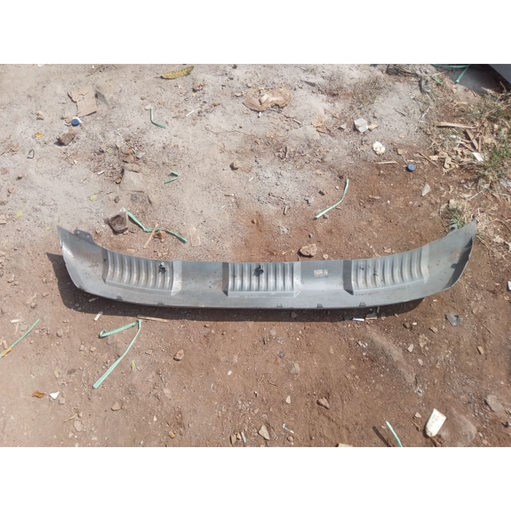 spoiler bemper belakang hyundai stargazer