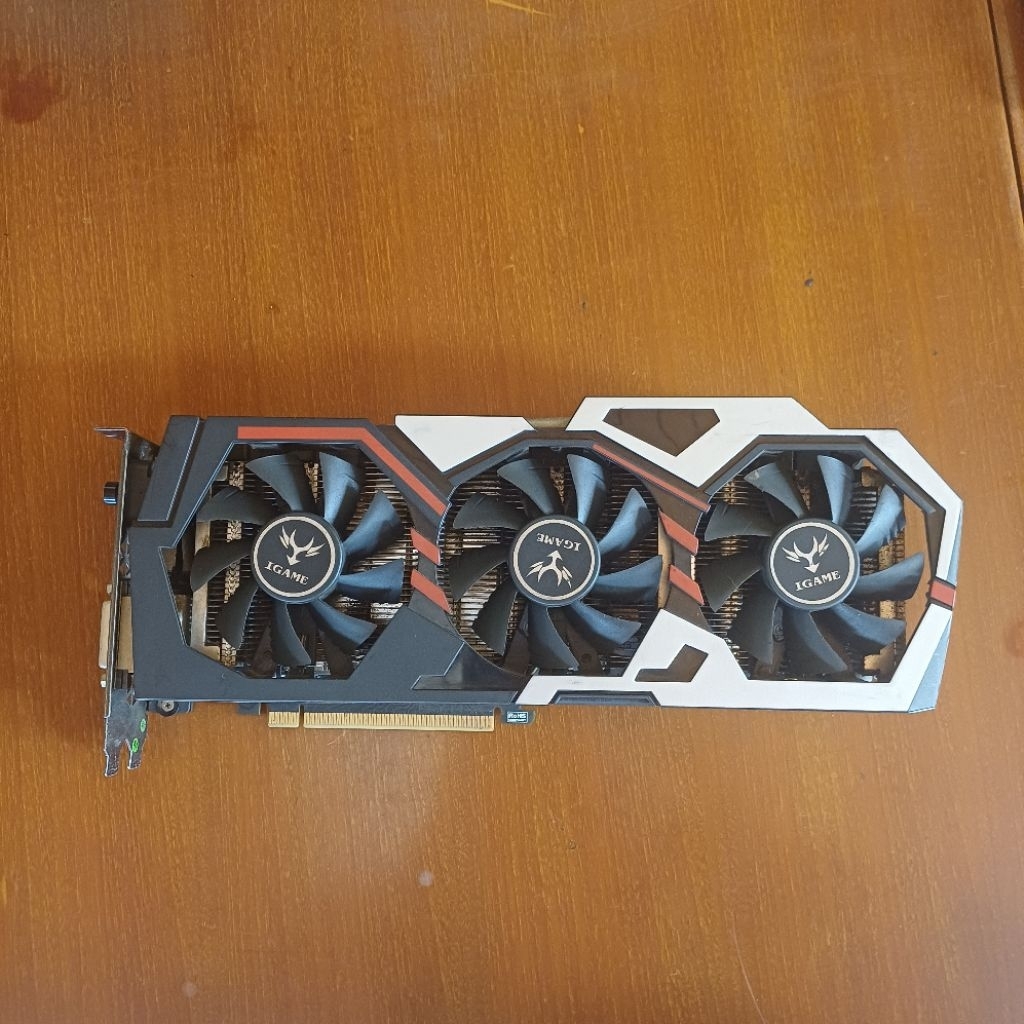 Nvidia GTX 1070 Colorful iGame 8gb Geforce Bekas No Minus