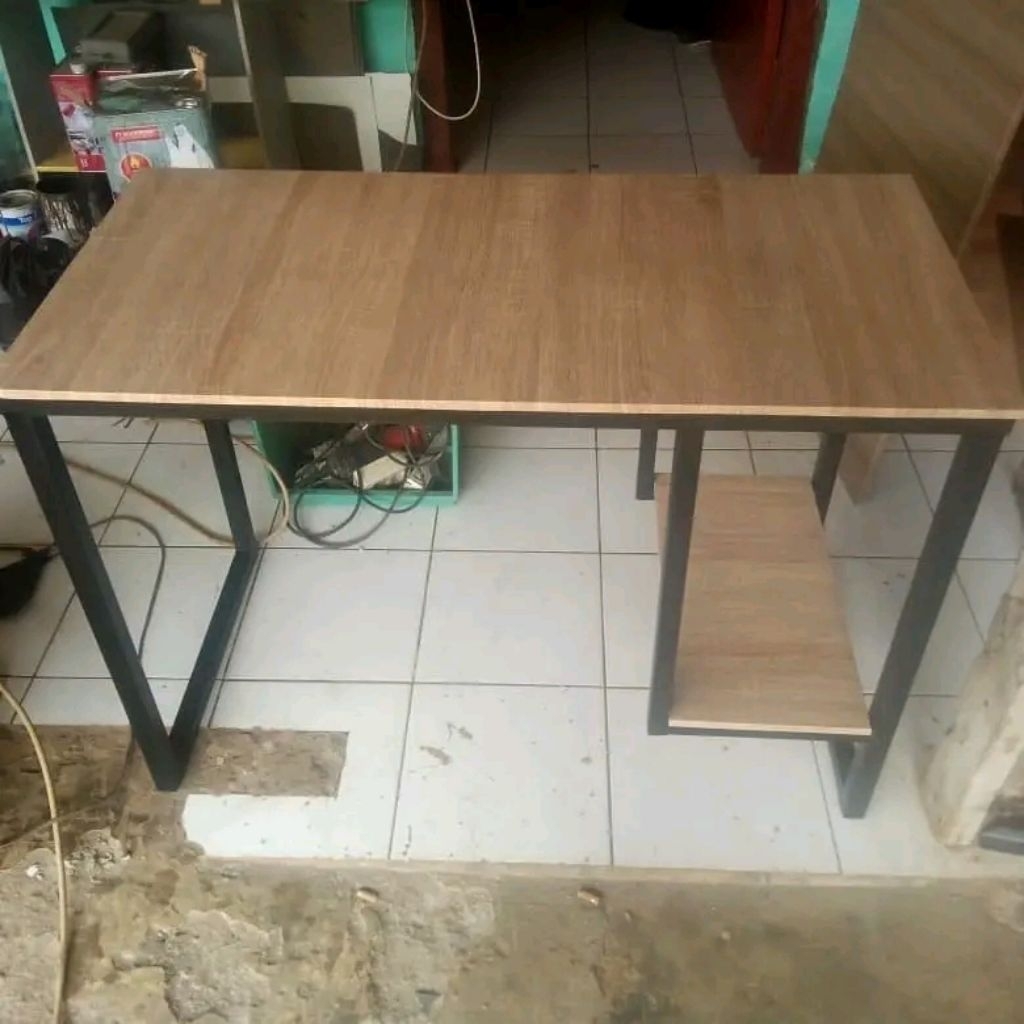 meja komputer pc meja kerja kantor sekolah