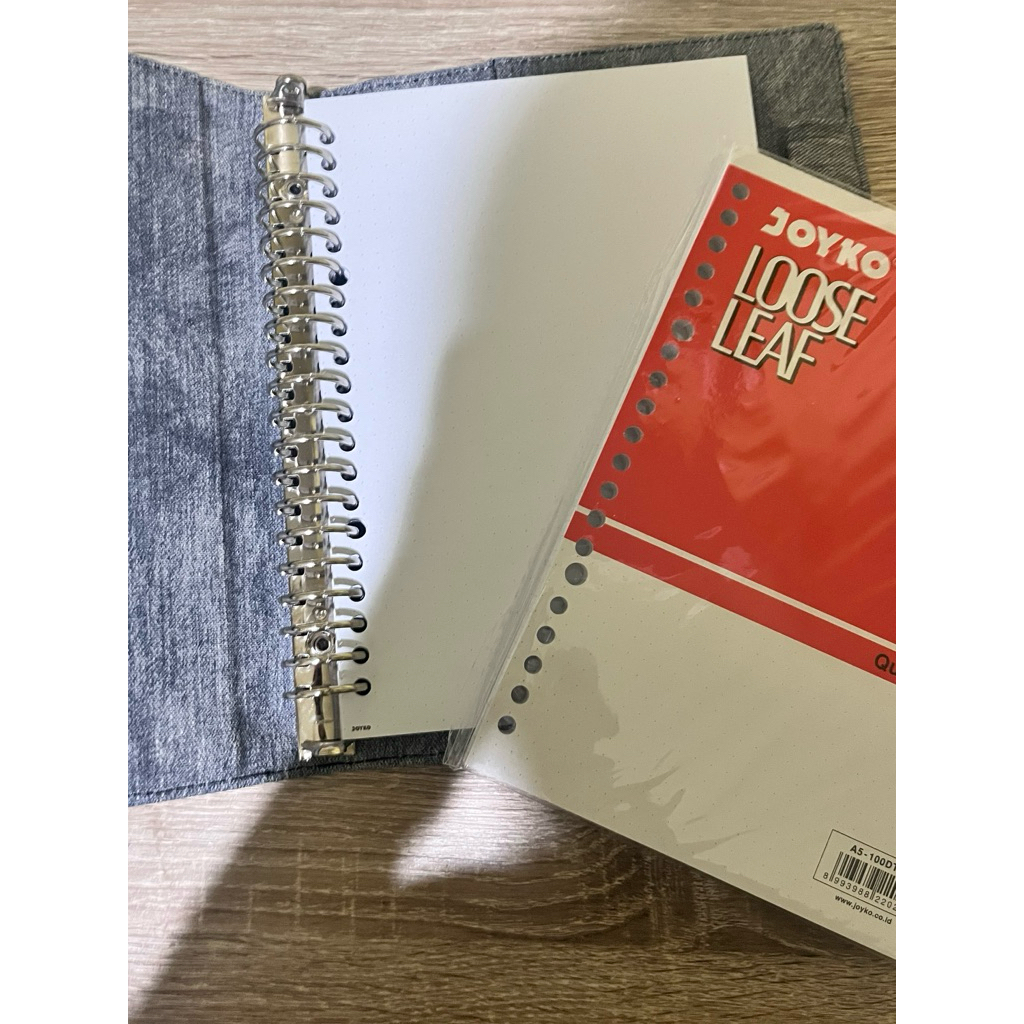 Preloved Binder A5 dan isi nya dotted 100 lembar