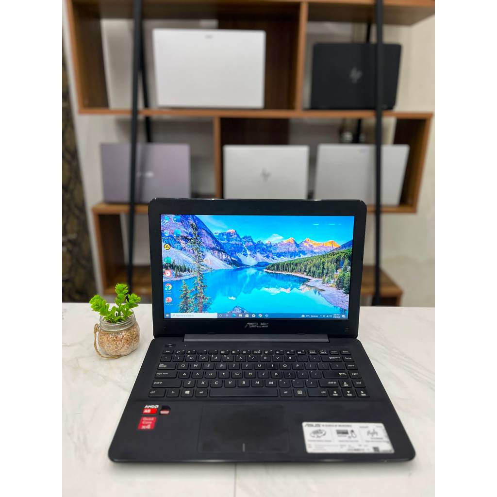 ASUS X454Y AMD A8-7410APU RAM 8 GB HDD 500 GB AMD RADEON R5 GRAPHICS