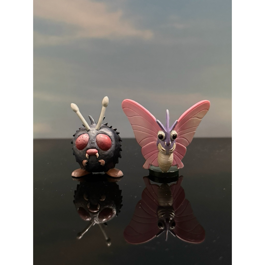 Figure Pokemon Takara Tomy Venonat Venomoth per Set