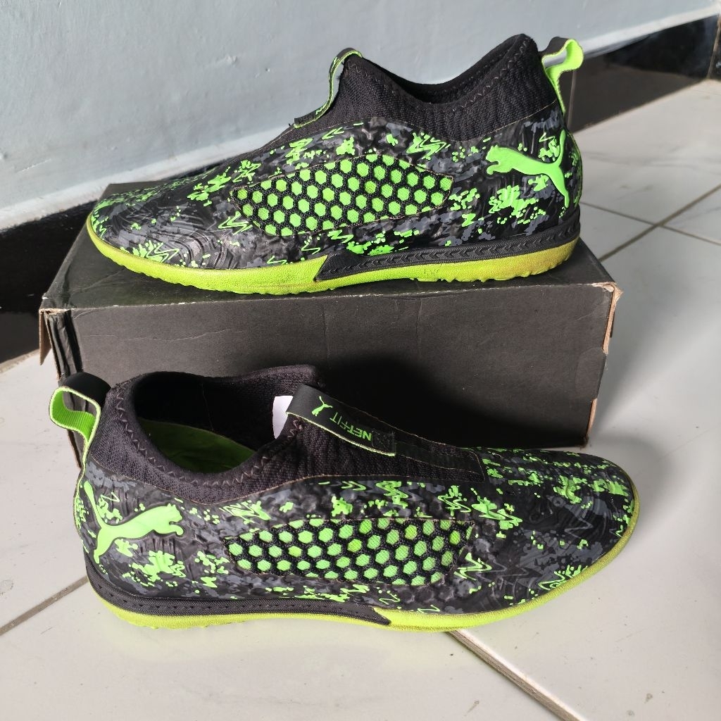 sepatu Mini Soccer Puma Netfit sz 41(second)