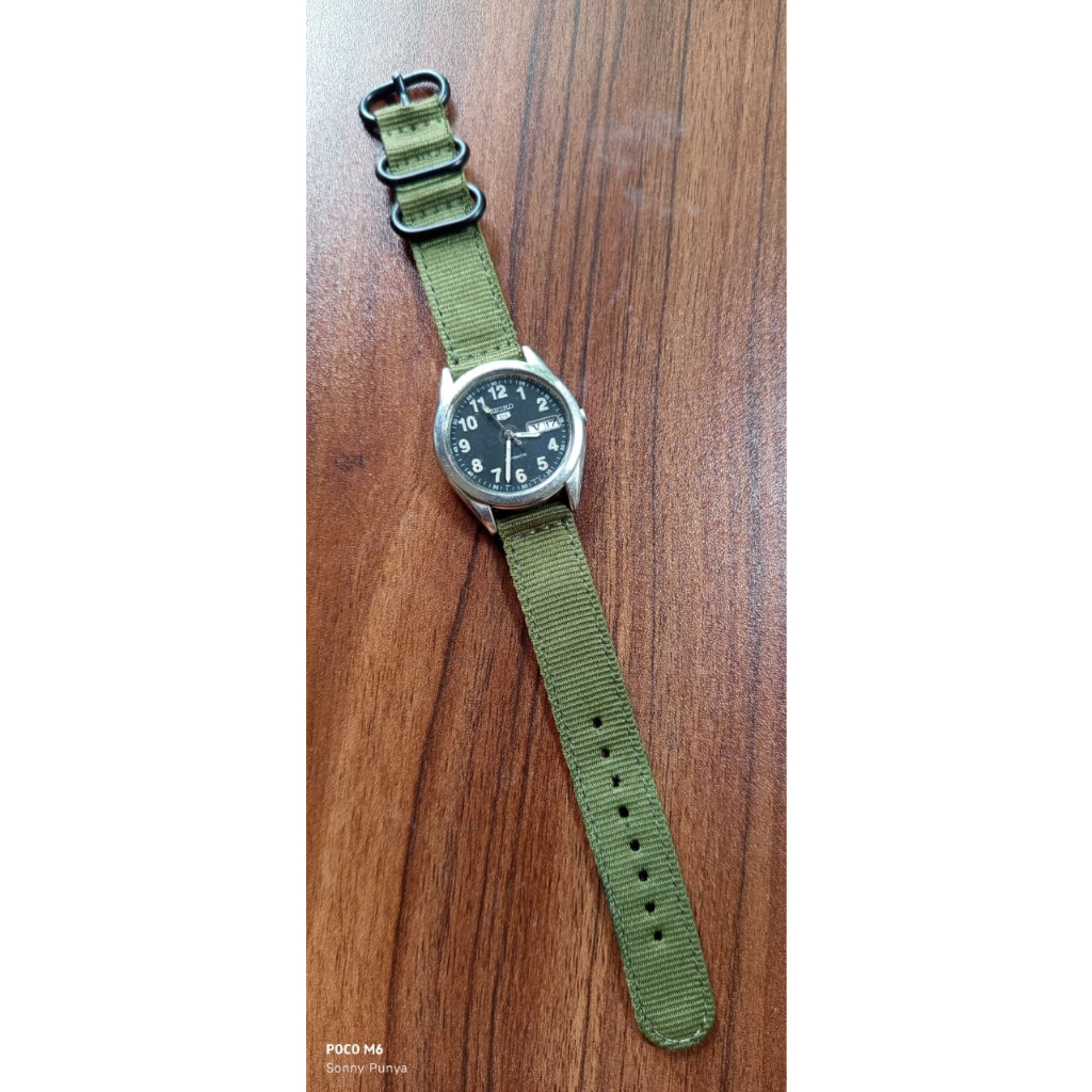 SEIKO 5 Automatic Military Look