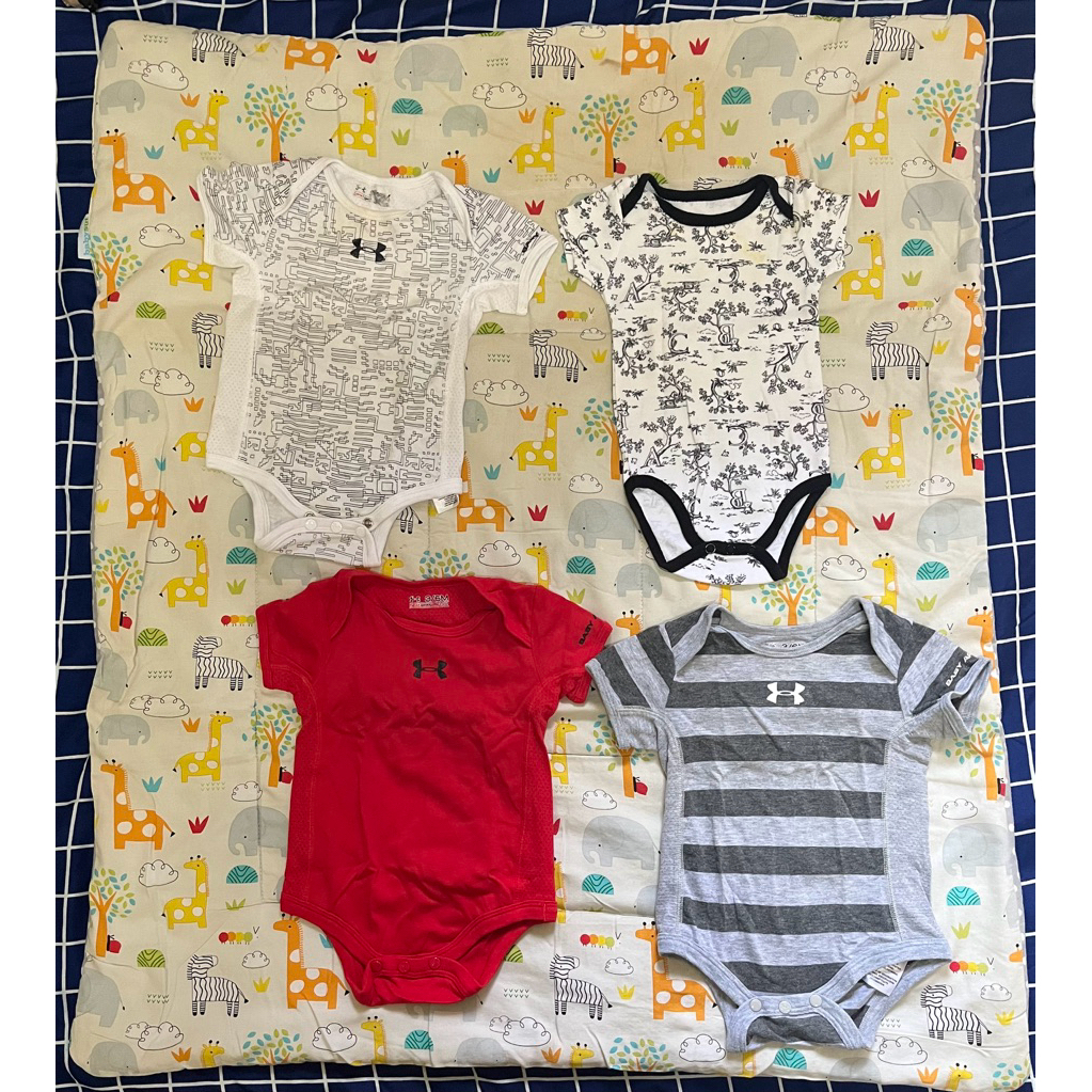 selimut dan baju bekas bayi layak pakai