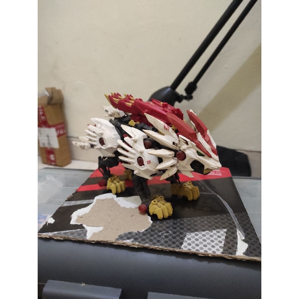 zoids wild takara tomy beast liger + weapon set