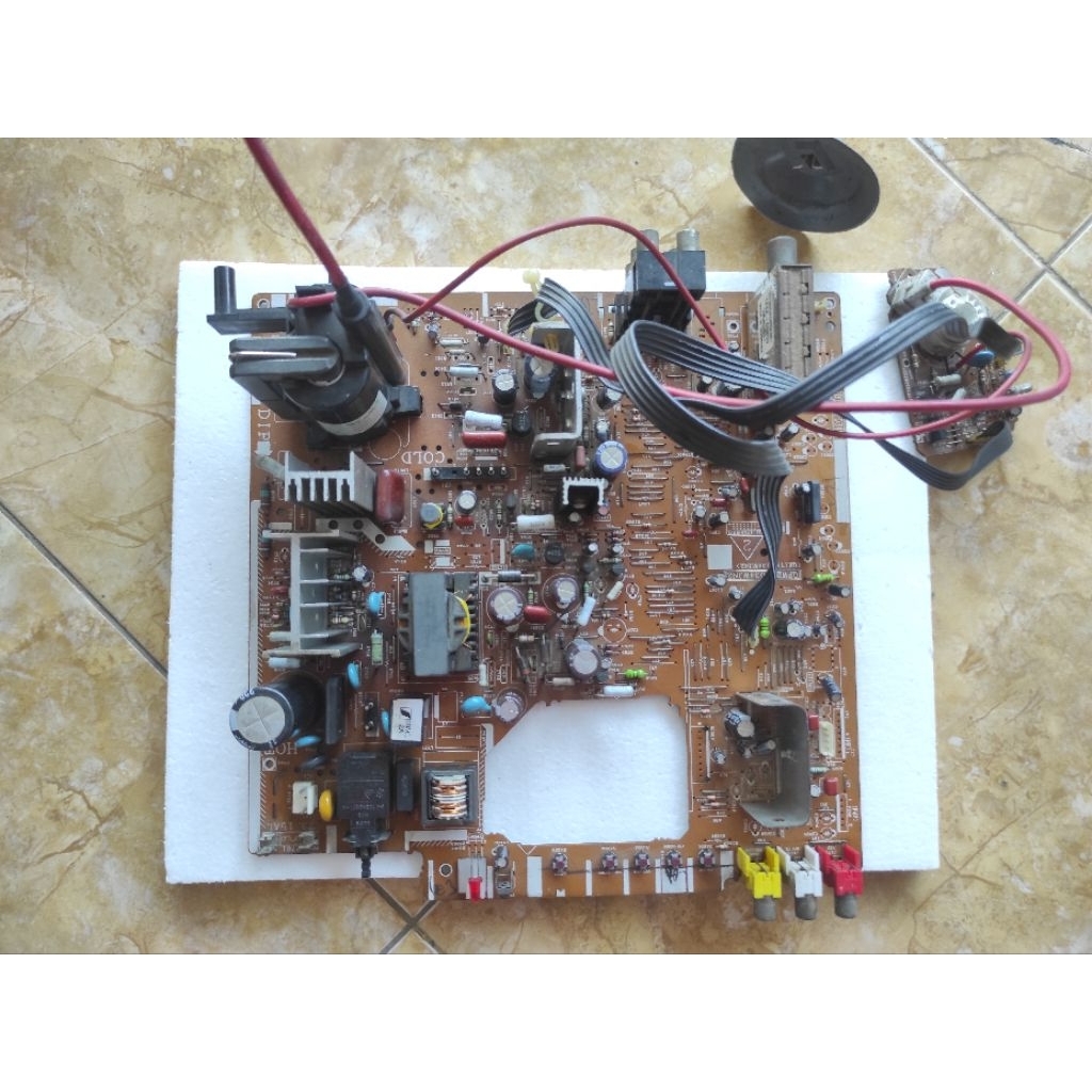Mesin TV Tabung SHARP PICCOLO Flat 21 Inch