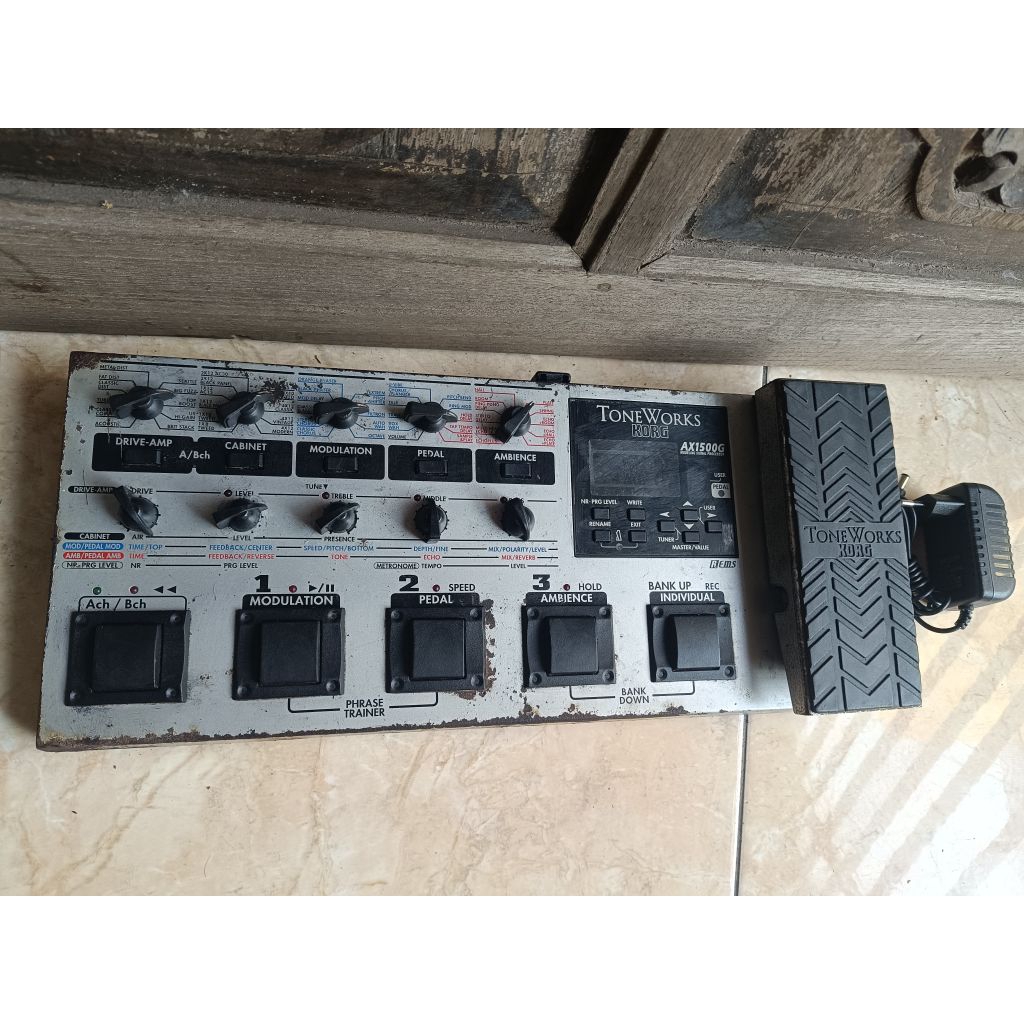 EFFEK GUITAR KORG AX 1500 G