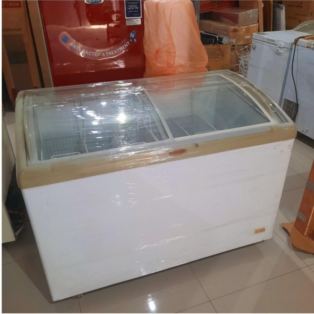BOX FRESER 330L SLEDING MERK AUCMA / HIRON / HAIER SEKEN / BEKAS