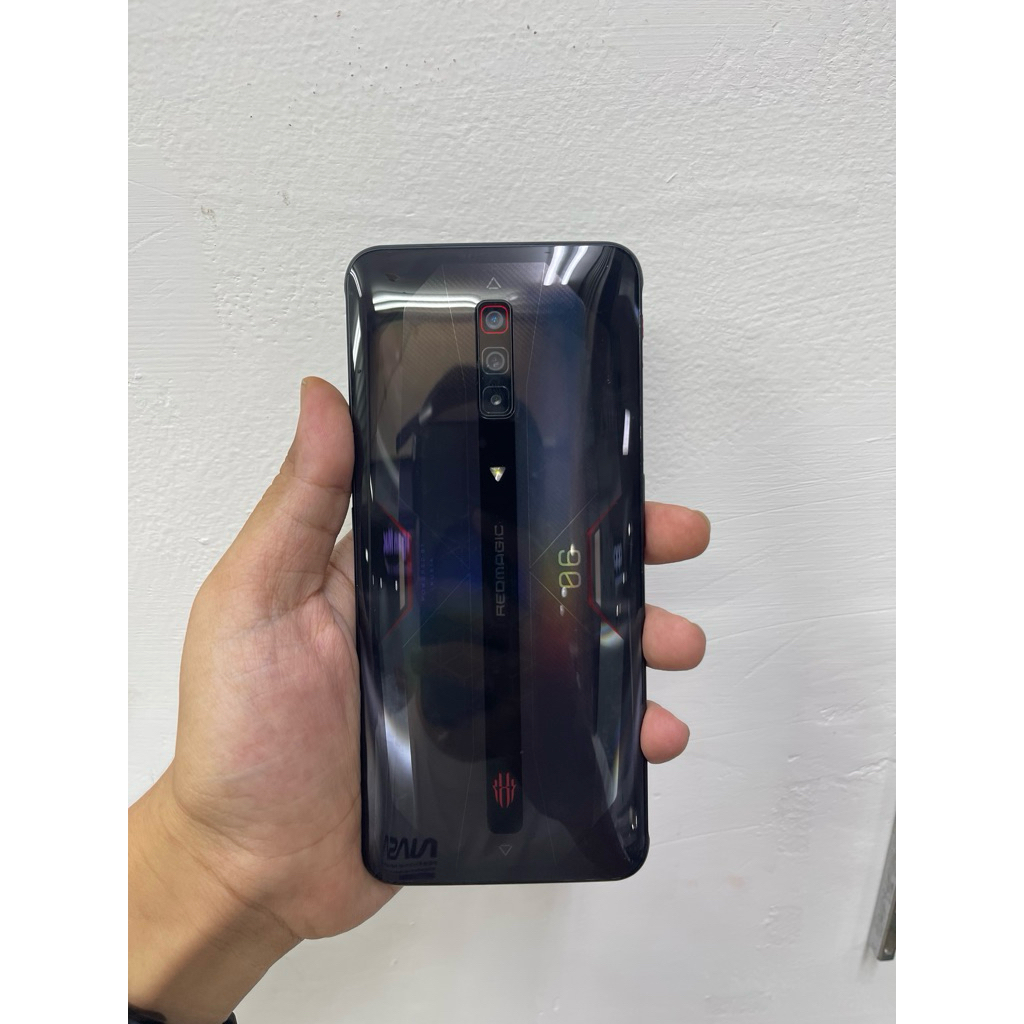 hp gaming XIAOMI REDMI MAGIC / REDMAGIC 6 Ram 12/128GB snapdragon 888 bekas