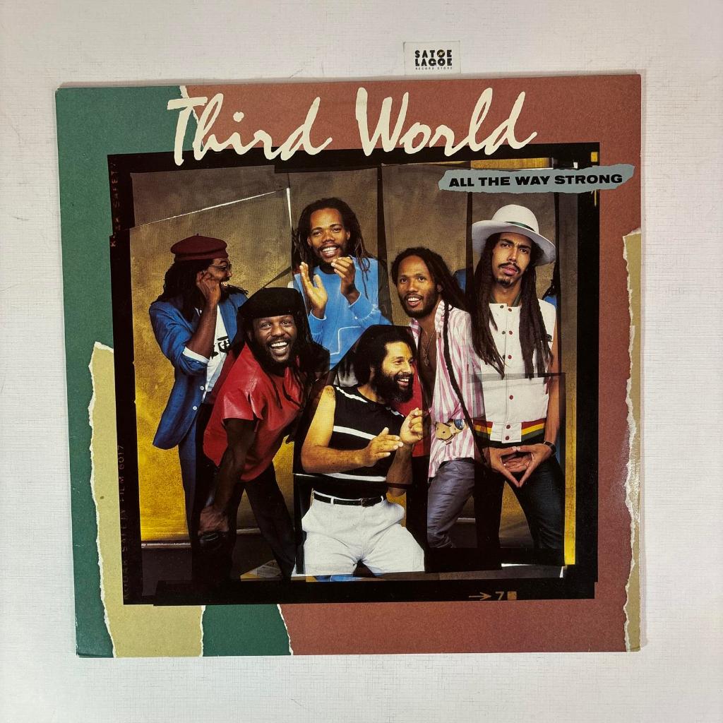 Vinyl / Piringan Hitam Third World - All The Way Strong