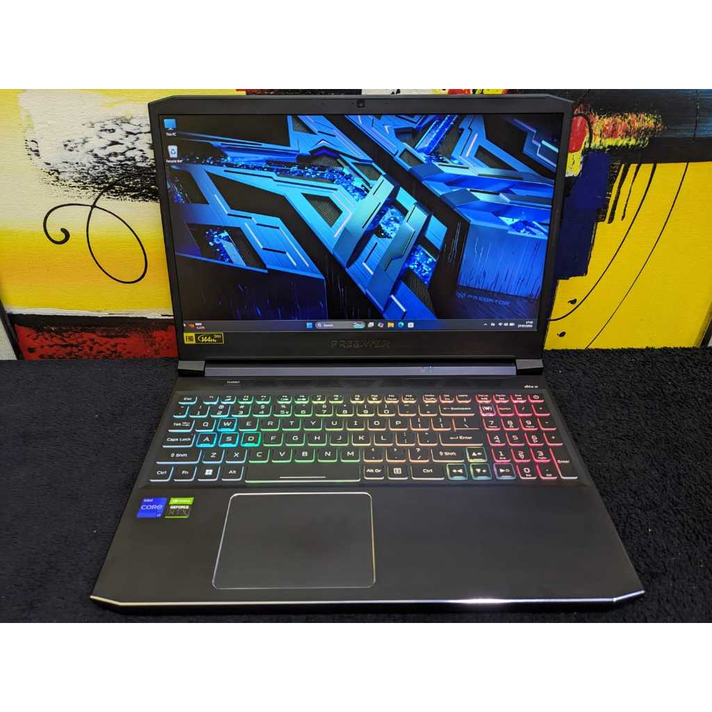 Laptop Gaming Acer Predator Triton 300 Core i7 11800H SSD 1TB RTX 3070 8gb