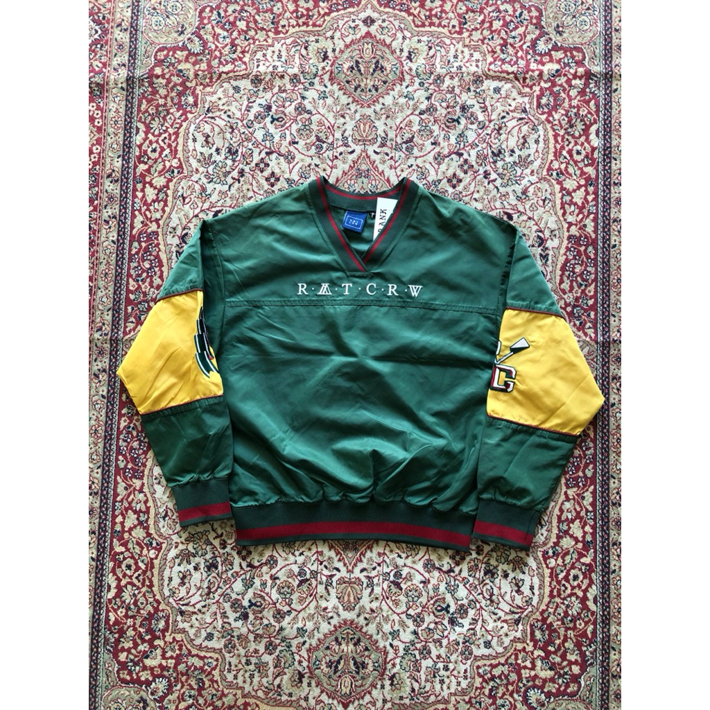 Romantic crown pullover jacket   i859