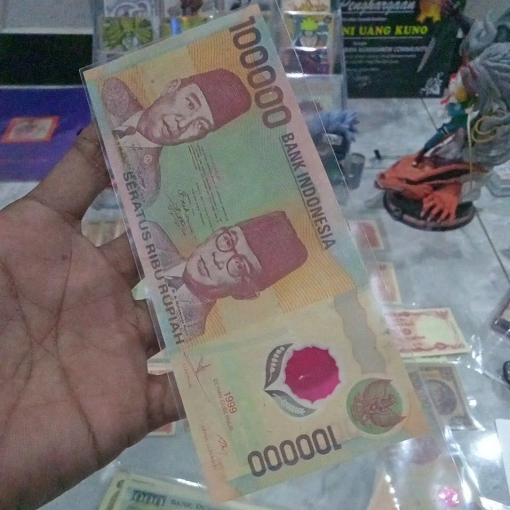 Uang Kertas Indonesia 100.000 Polimer 1999 - Bekas Edar, Kondisi Gress, Koleksi Langka
