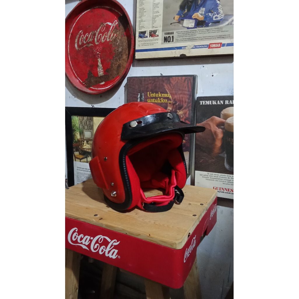 helm robot merah helm robot jadul