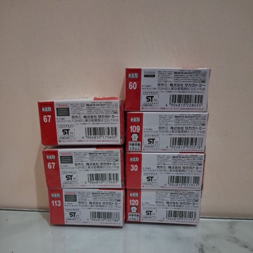 Tomica diecast miniatur mobil Tomica