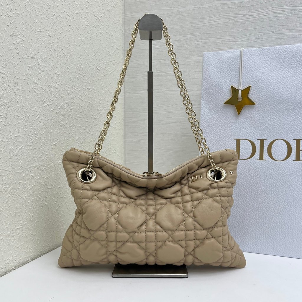 Tas Shoulder Preloved Kulit Rantai Kulas Desain Elegan Wanita