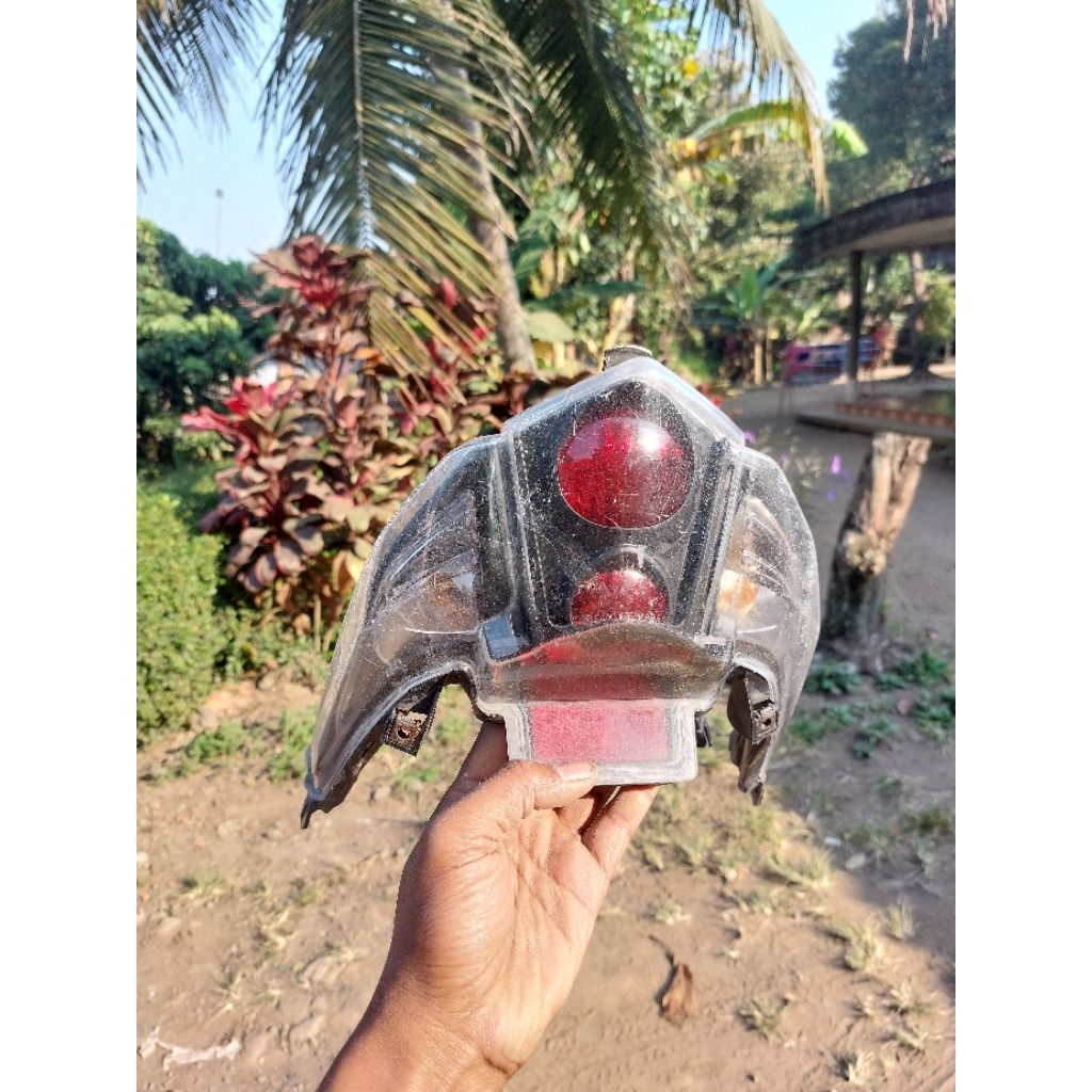 Lampu Belakang Stop Lamp Yamaha Xeon Rc Gt Xeon Injeksi Original