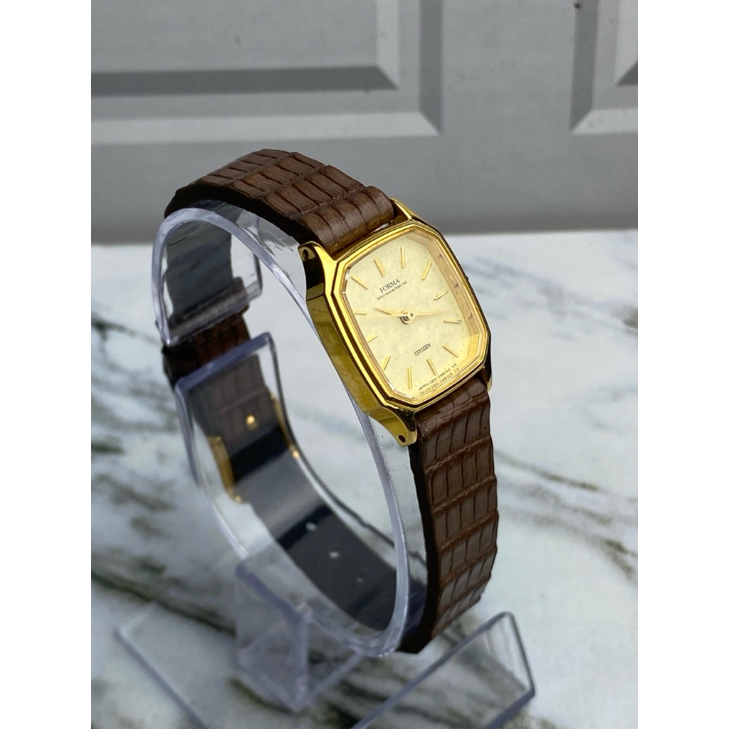 Jam Tangan Vintage Citizen Forma Ladies Quartz – Textured Gold Dial  Vintage from the 1990s Model: C