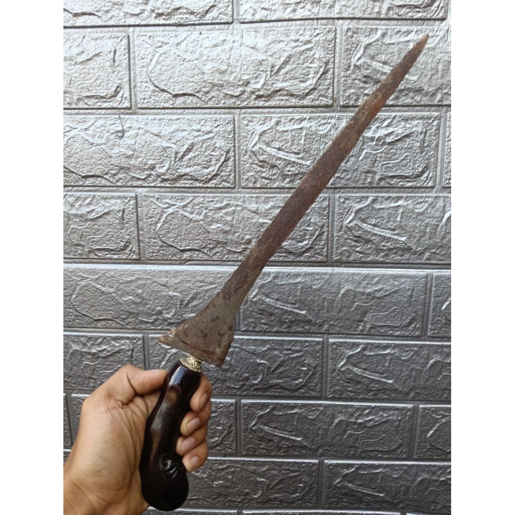 Keris Sepuh Pamor Puser Bumi